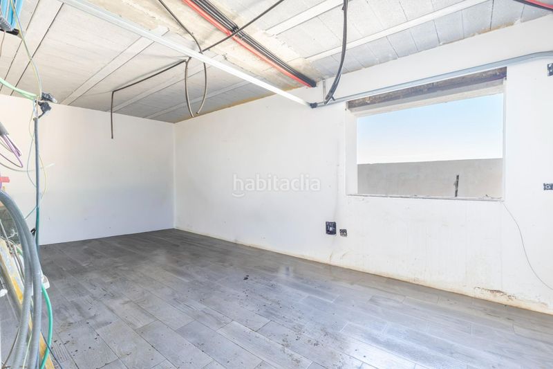 Foto c955d1e9-2577-44a4-b81a-3e02bc5b5df6. Xalet amb aparcament piscina a Dílar