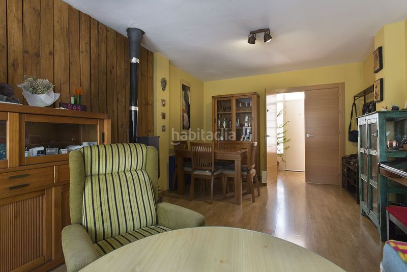 Foto d083d036-9e76-4af9-85d5-0aef2d22c7d5. Casa adossada amb calefacció aparcament piscina a Alhendín