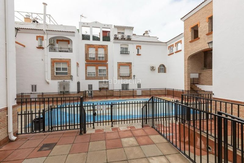Foto 7798236d-4980-4cc3-a285-d6d8b2187bbf. Casa adossada amb xemeneia aparcament piscina a Joaquina Eguaras Granada