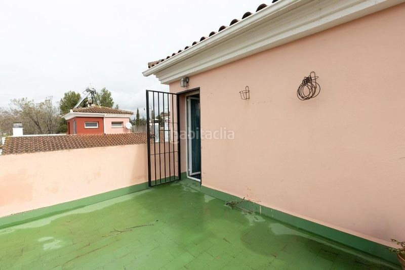 Foto f45962f2-0680-43f4-93ef-8dfad3ef8ba2. Casa adossada amb xemeneia aparcament piscina a Joaquina Eguaras Granada