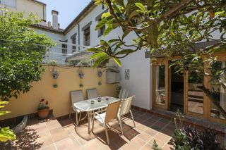Casa adossada a Plaza de los Campos 6