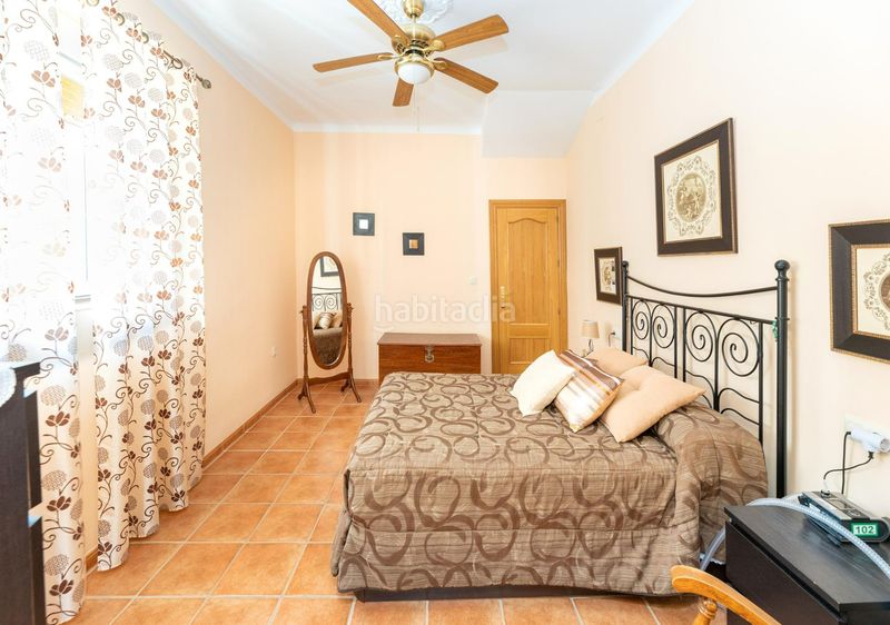 Foto 5dfff389-aabf-49a6-8fee-1b5c9f8ff311. Casa amb xemeneia a Moraleda de Zafayona