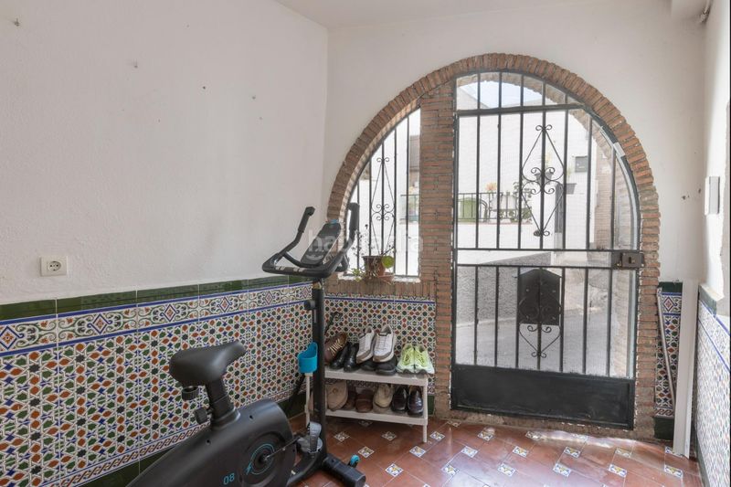 Foto b1a2875e-73a7-4f45-9cbd-79dc7749a106. Casa amb xemeneia a Monachil pueblo Monachil
