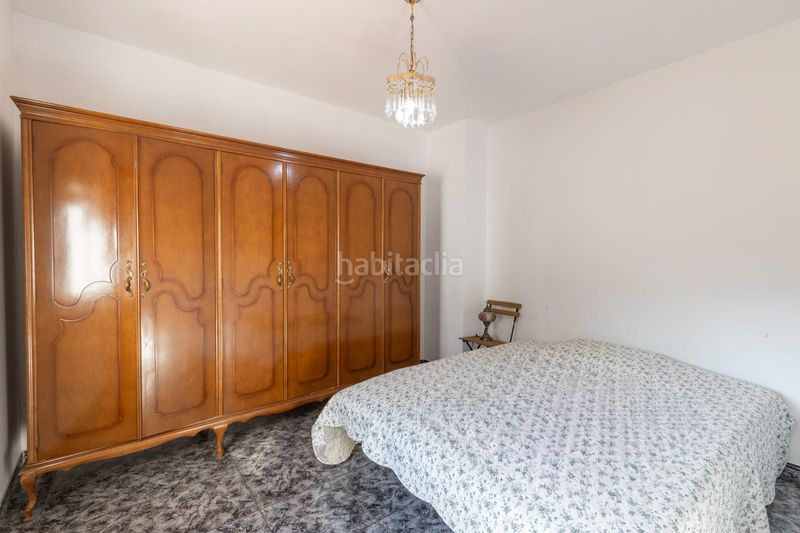 Foto cf6e4ee1-94ca-4b44-bebe-af8be68e7730. Casa amb xemeneia a Monachil pueblo Monachil