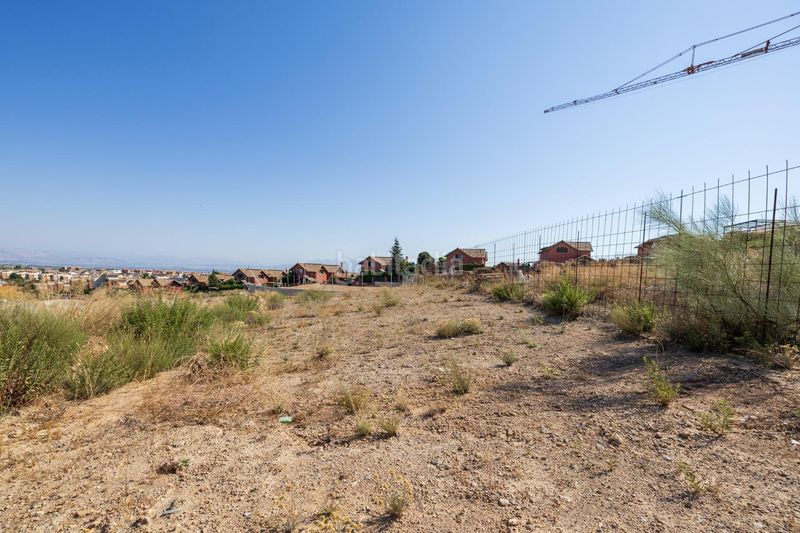 Foto 5809213a-2602-4221-927b-68109256a7da. Terreny residencial a Dílar