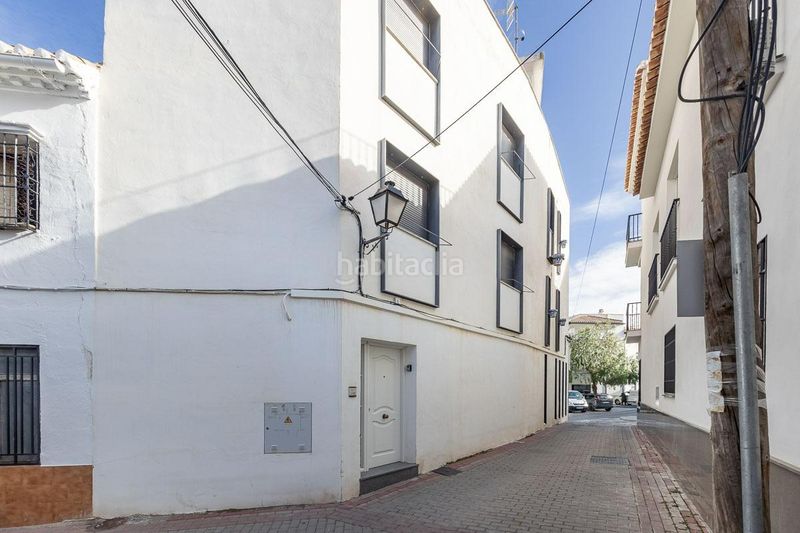 Foto f85cc00a-ea88-4fe3-9f00-e972d89eaafa. Edifici a plaza españa 2 a Dílar