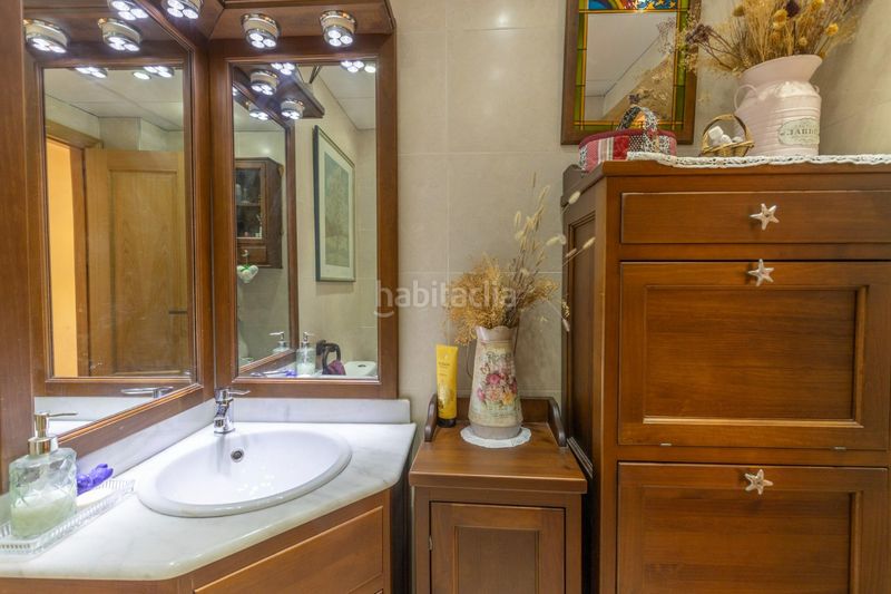 Foto 0f5048c3-68d5-4701-b22d-1b4d6cd4e10b. Casa aparellada amb calefacció aparcament a Lancha del Genil Granada