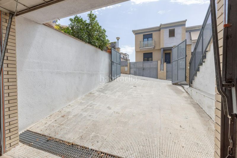 Foto f93beb37-1151-4c9b-be75-08b3bda25707. Casa aparellada amb calefacció aparcament a Lancha del Genil Granada