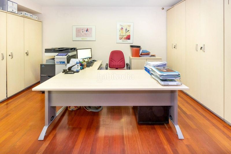 Foto a5d27be5-846a-4779-8c5a-54bfe4d91fcc. Office space in calle san antón 72 in Fígares Granada