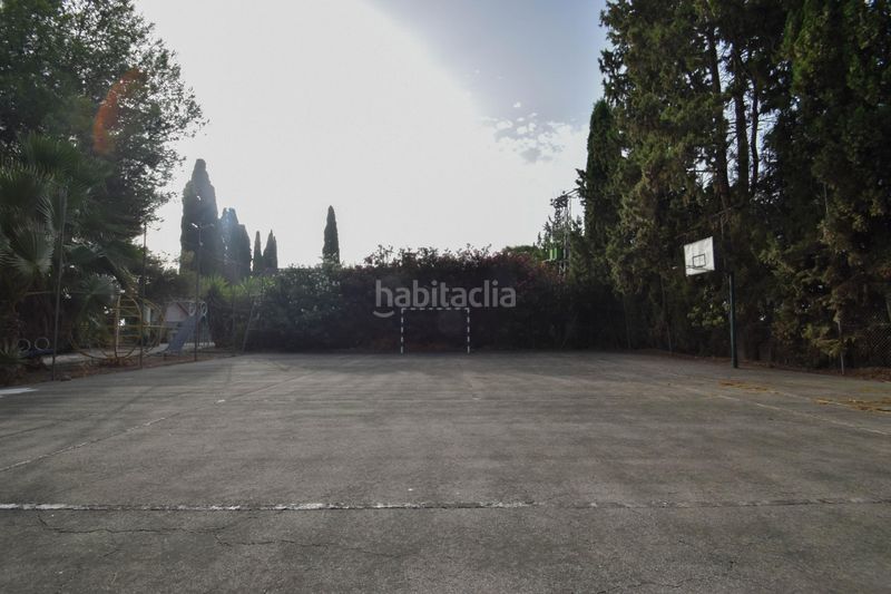Foto 27babdf6-b024-4d90-a1fd-7f63d880b7f1. Xalet amb piscina a Santa Fe