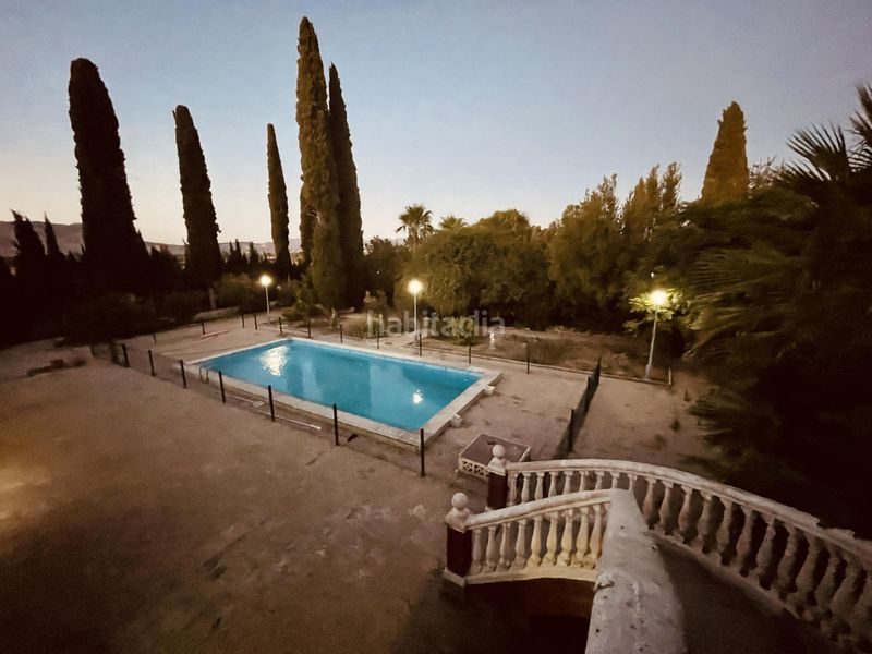 Foto 3bee27f2-1b97-4422-ada1-c188da3a3542. Xalet amb piscina a Santa Fe
