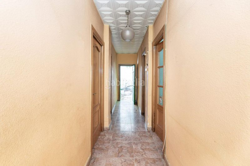 Foto f5fc836d-16d8-4b49-8424-cb1673c3ebb4. Casa in Barrio de Zaidín Granada