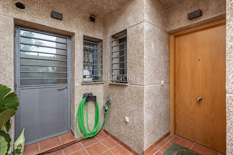 Foto c8ca1472-f9c9-49f7-9613-0205f3ae6e8e. Casa aparellada amb calefacció aparcament a Poniente Armilla