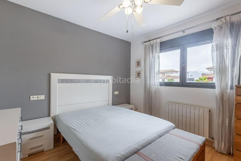 Foto ebd63641-33a2-451d-9b2f-5ae0f2aed4d4. Casa aparellada amb calefacció aparcament a Poniente Armilla