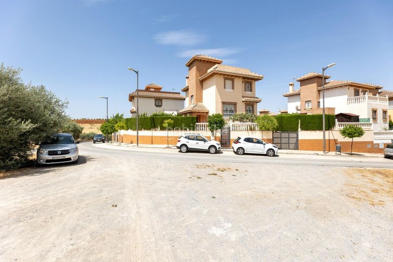 Foto 19d12819-4593-4705-9866-12595c4ca282. Chalet con camino riscaldamento parcheggio piscina in Huétor Vega