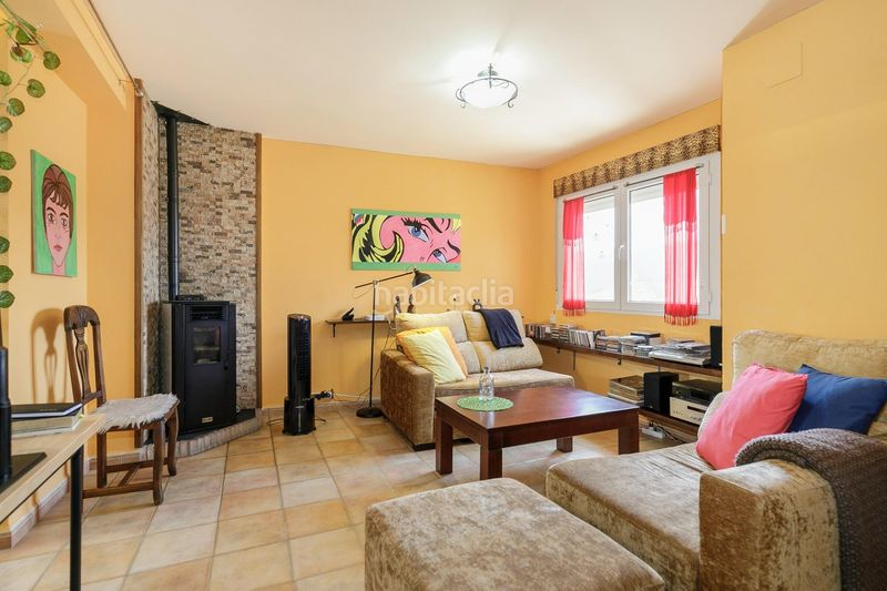 Foto 6e2b9133-9257-4425-9fcb-cd27ba4e1123. Casa amb calefacció a Moclín