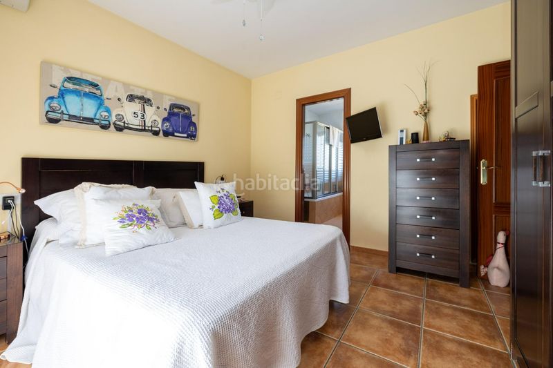 Foto c434fb56-1d31-46fc-bc8f-57c84384f944. Casa pareada preciosa casa pareada en urbanización el ventorrilo () en Vegas del Genil