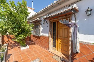 Casa a La Zubia Ciudad