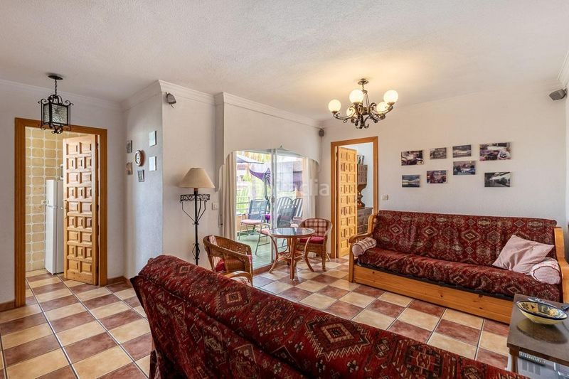 Foto 18235d61-b219-460c-a6bc-2a9812e6cbb1. Dúplex a calle paseo marítimo 9 a Salobreña costa Salobreña