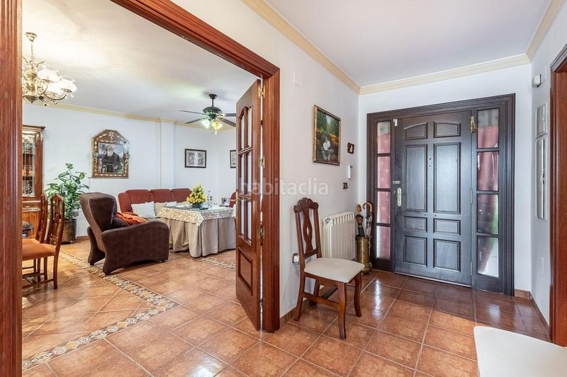 Foto 4ab3c086-7aed-453d-b5bd-375947879d83. Xalet amb xemeneia calefacció aparcament piscina a Santa Fe
