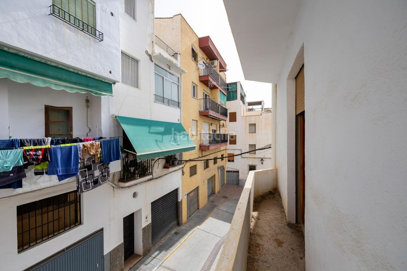 Foto d381c25a-7fe7-44d5-80e3-e84447bdbf81. Edificio in calle cádiz 14 in Lanjarón