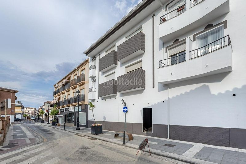 Foto 2f2aad98-91f3-44cb-bd4e-d2ce760d0e29. Local comercial a Ogíjares