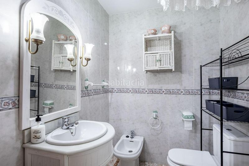 Foto 6aa36fa3-d090-47c8-aab4-29630927696f. Casa amb calefacció aparcament piscina a Ogíjares