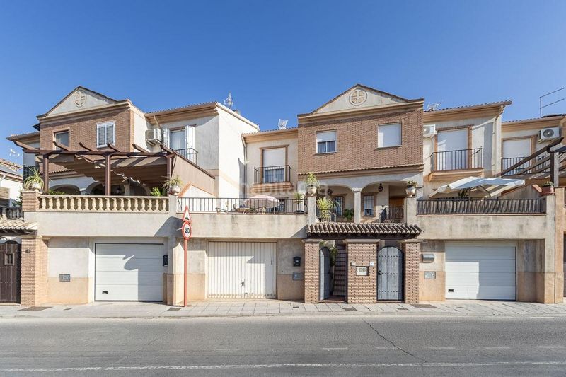 Foto b900dc20-9ae0-44b5-bdde-ef1c5d61d393. Casa amb calefacció aparcament piscina a Ogíjares