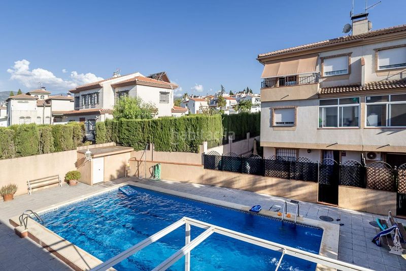 Foto f42347e2-5960-4631-9a00-289a03366003. Casa amb calefacció aparcament piscina a Ogíjares