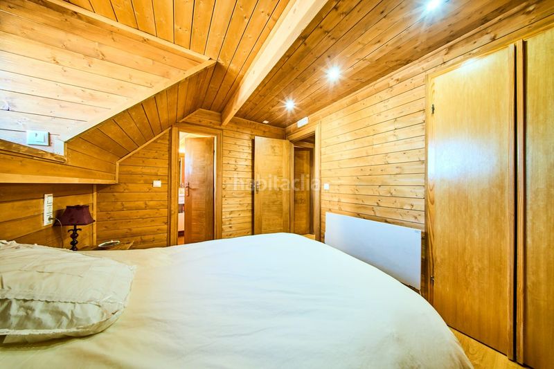 Foto 6fb356bd-95c5-4438-9264-c9627c3e2ed7. Casa adossada amb xemeneia calefacció a Zona alta Sierra Nevada