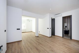 Pis en Calle san vicente ferrer 13. Piso nuevo a estrenar junto a recogidas