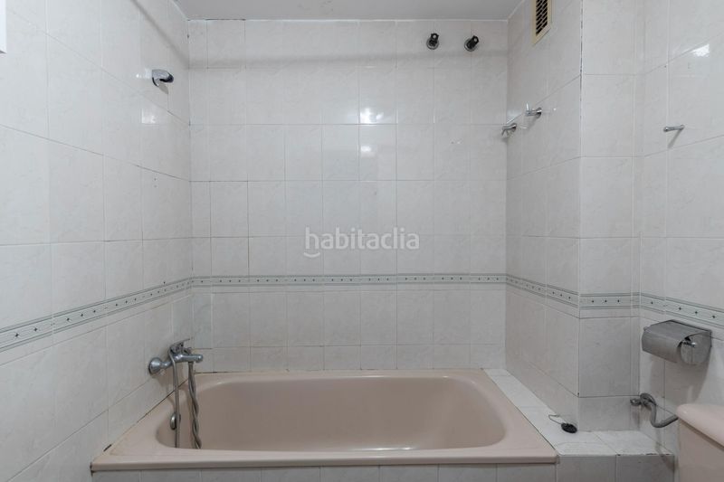 Foto d75569aa-0091-4f3a-98b4-ad2784026257. Pis a Pajaritos Granada