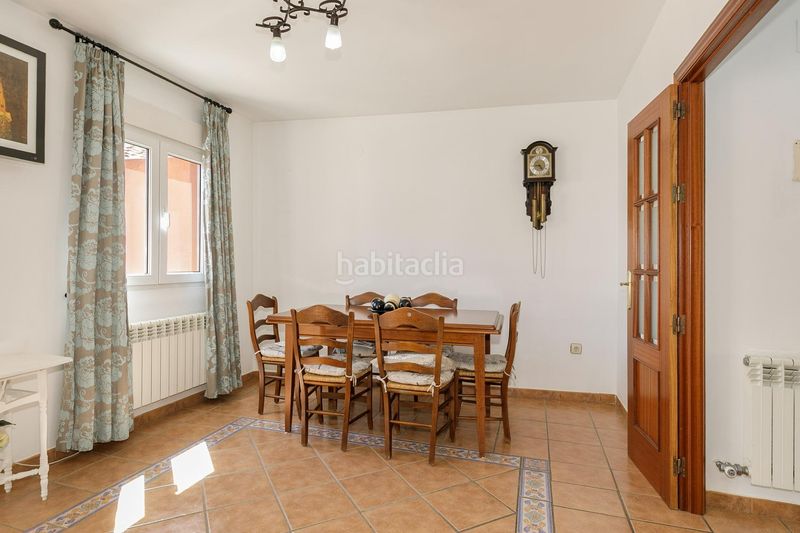 Foto 1a6af35a-b125-437a-89ff-a20341062f94. Casa adosada ?? magnífico adosado con apartamento independiente en Bola de Oro, en Granada