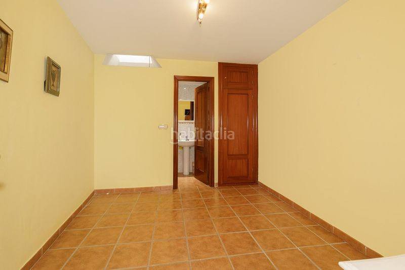 Foto 2079d0e9-63f6-478a-96d6-5d453395224b. Casa adosada ?? magnífico adosado con apartamento independiente en Bola de Oro, en Granada