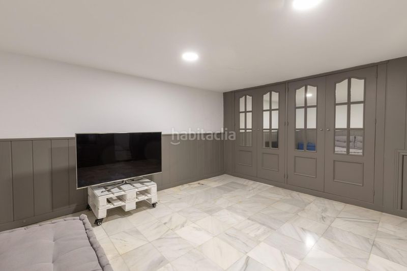 Foto decbae6c-fbcb-4afe-b9b0-2a5b12540dc7. Casa adossada amb aparcament piscina a Cenes de la Vega
