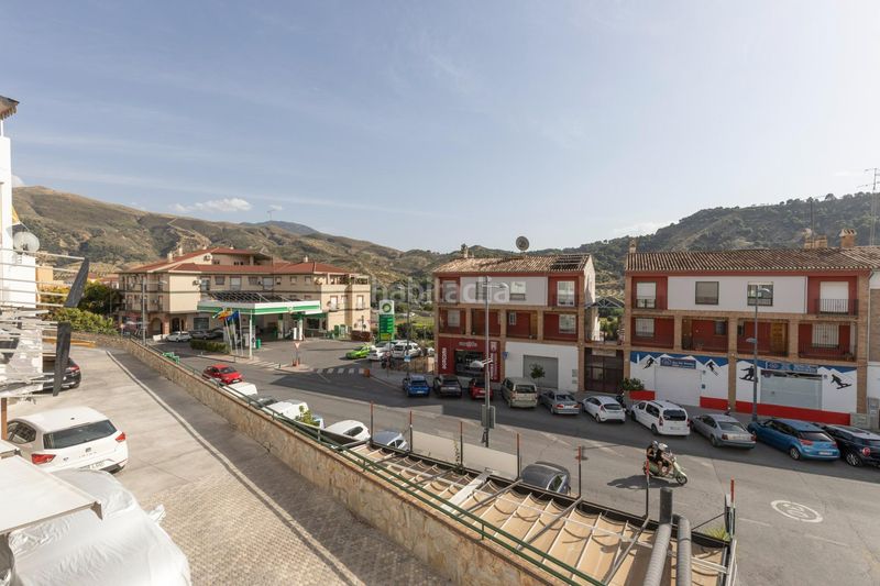 Foto f4523eef-1f4d-4e5b-bf2c-2c2c45bec2c0. Casa adossada amb aparcament piscina a Cenes de la Vega