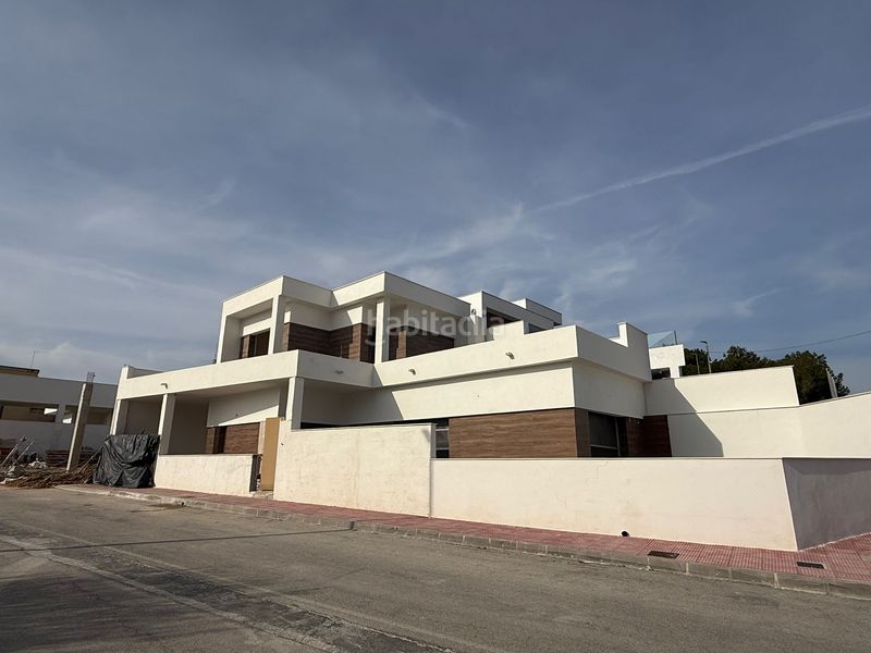 Foto 2326bd37-1a0a-424a-95d5-05e93ccc470b. Xalet amb calefacció aparcament piscina a Bigastro