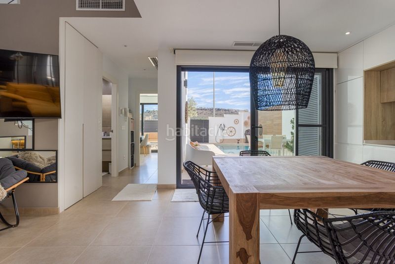 Foto bfda0eca-d074-4f7b-9fa5-a921bfd71141. Chalet en Benijófar