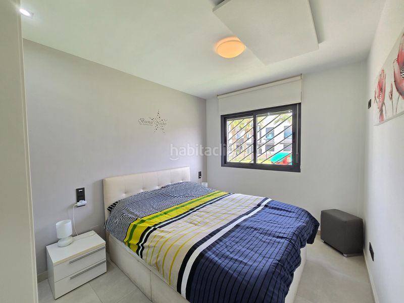 Foto 8a855eda-e31c-4073-a777-b3f011caff8e. Apartament amb calefacció aparcament piscina a Punta Prima Orihuela