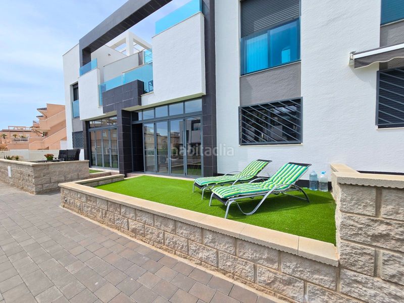 Foto 92c49ef2-e1ee-4d79-b2b4-729ccc656b0c. Apartament amb calefacció aparcament piscina a Punta Prima Orihuela