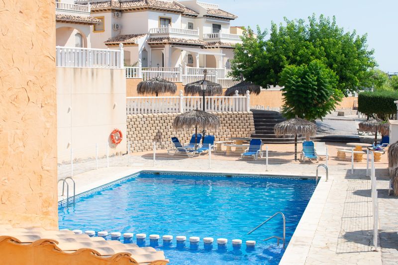 Foto a1a12c2b-8583-4055-8d8e-0cfc2bbcd012. Apartament amb calefacció a Lomas de Cabo Roig - Los Dolses Orihuela