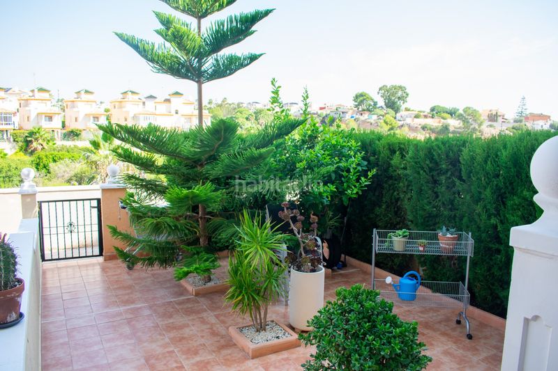 Foto cf8b5aa8-ce90-4b42-a36c-b14e8a4d8fb9. Apartament amb calefacció a Lomas de Cabo Roig - Los Dolses Orihuela