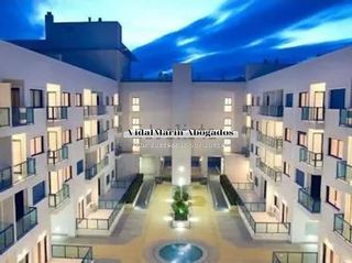 Lloguer Pis a Glorieta del reino unido 6. ? luminoso piso con gran terraza en alicante hills – vistas al m