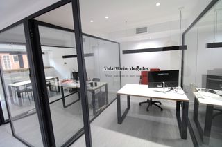 Lloguer Oficina en Avinguda de benidorm 13. Despachos de coworking en san juan pueblo � modernos, flexibles
