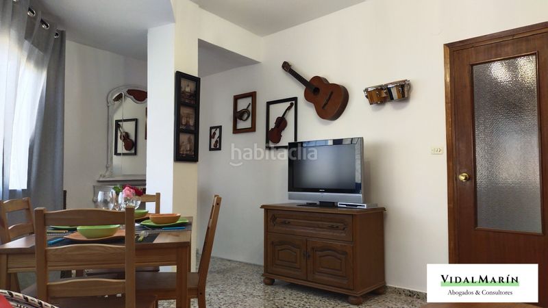 Foto ad146fde-1b98-4985-94a8-a1263def22cf. Miete etagenwohnung in carrer de santa teresa 14 in Campello (el)