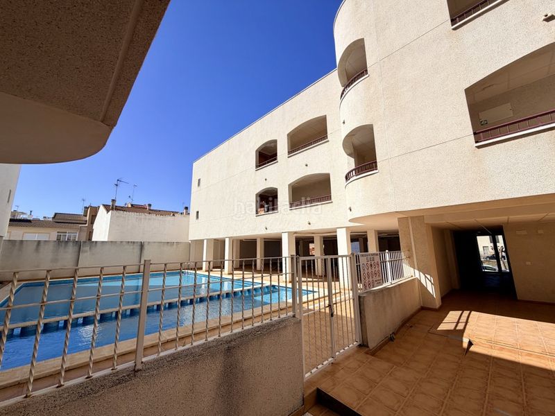 Foto 0ef94d16-ee35-43b3-be19-747e72820efa. Apartament amb piscina a San Fulgencio