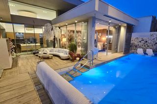 Maison à Benijófar. Spectacular luxuary villa for sale in benijófar