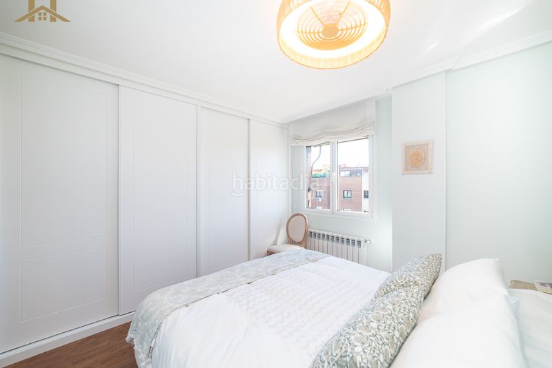 Foto a3344ddf-b25f-4ce4-a974-37a20526c961. Flat with heating parking pool in Aravaca Madrid