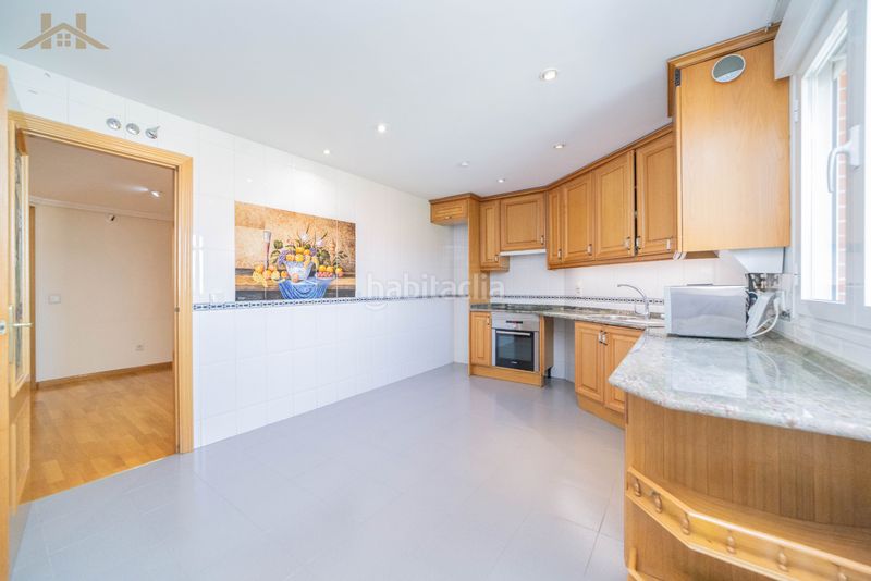 Foto 81a0fb9d-c1bf-43b4-bf50-a2be10e939ac. Piso en Aravaca Madrid