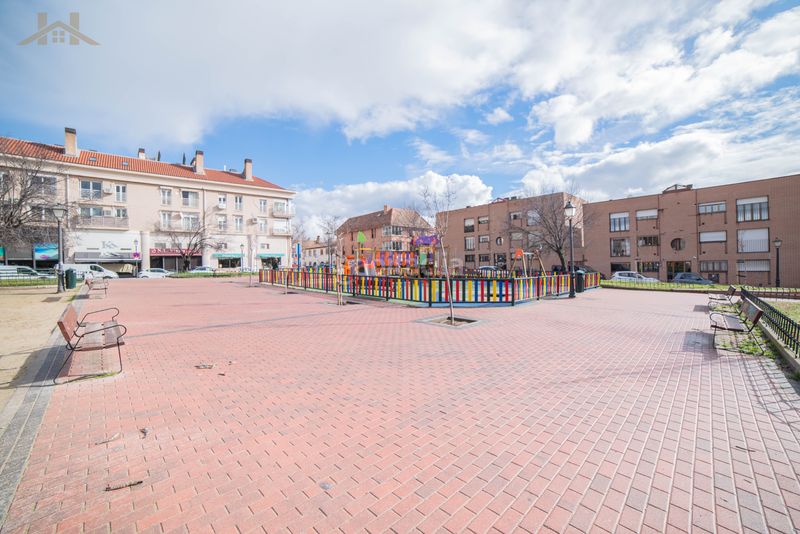 Foto 3de558b5-503d-488c-82be-68594d185061. Duplex avec chauffage parking dans Aravaca Madrid